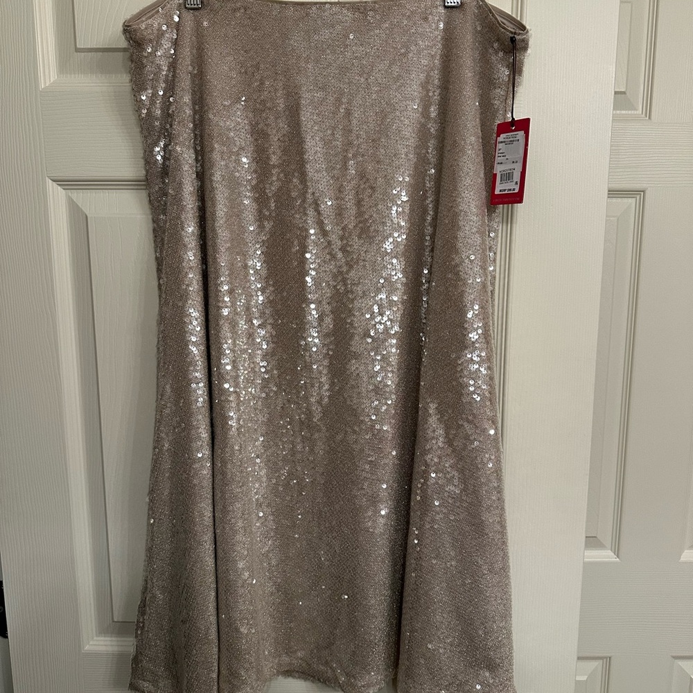 Vince Camuto Sparkling Sequin A-Line Skirt in Champagne